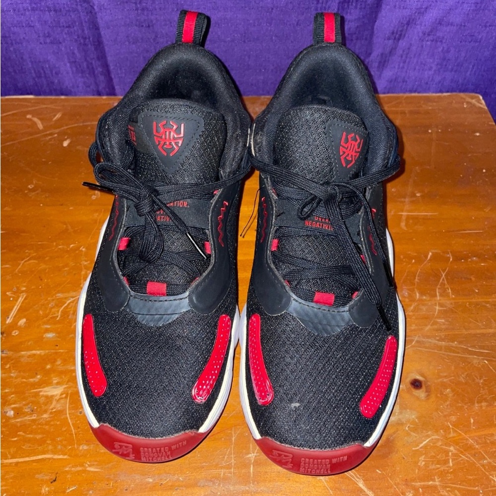 ADIDAS. Donovan Mitchell 
D.O.N.  Issue #3